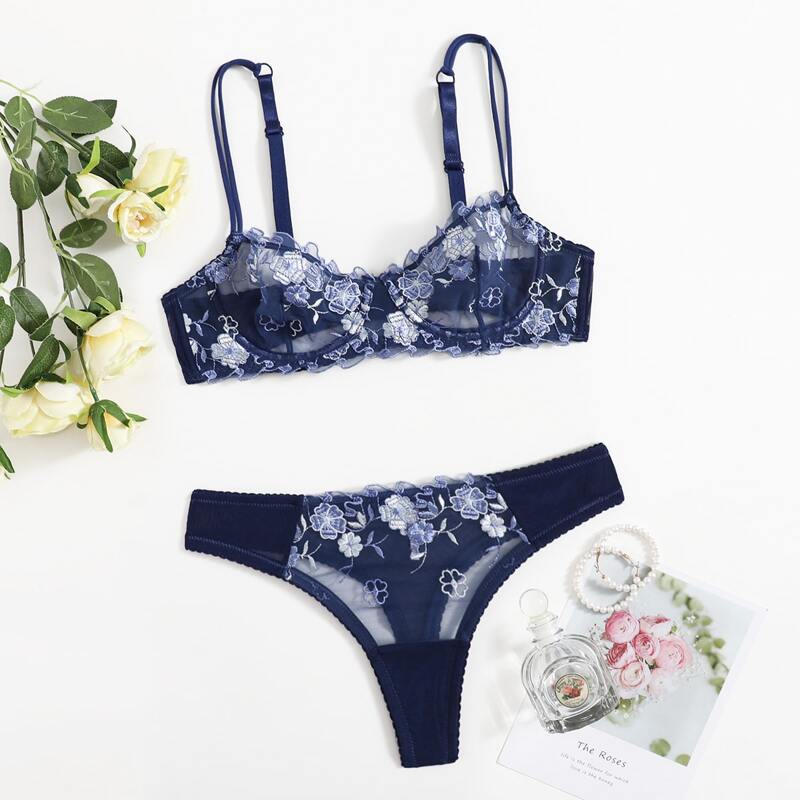 

Embroidered Mesh Underwire Lingerie Set, Blue
