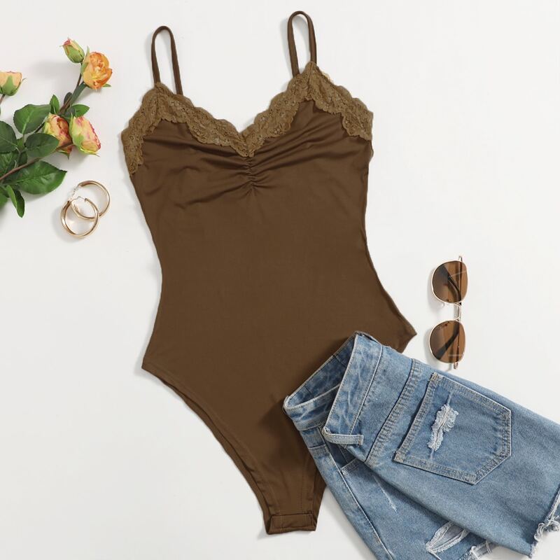 

Contrast Lace Ruched Cami Bodysuit, Coffee brown