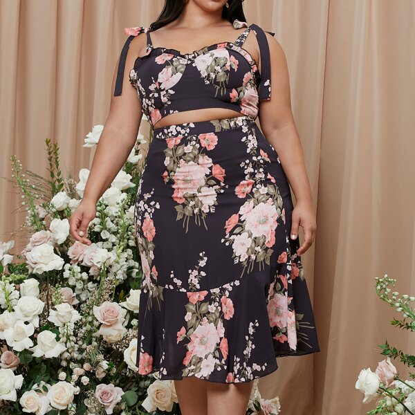 

Plus Tie Shoulder Shirred Back Floral Cami Top & Ruffle Hem Skirt Set, Multicolor