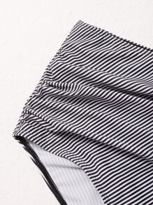 SHEIN Swim Summer Beach Striped Ruched Bikini Panty - Black and White - View 5