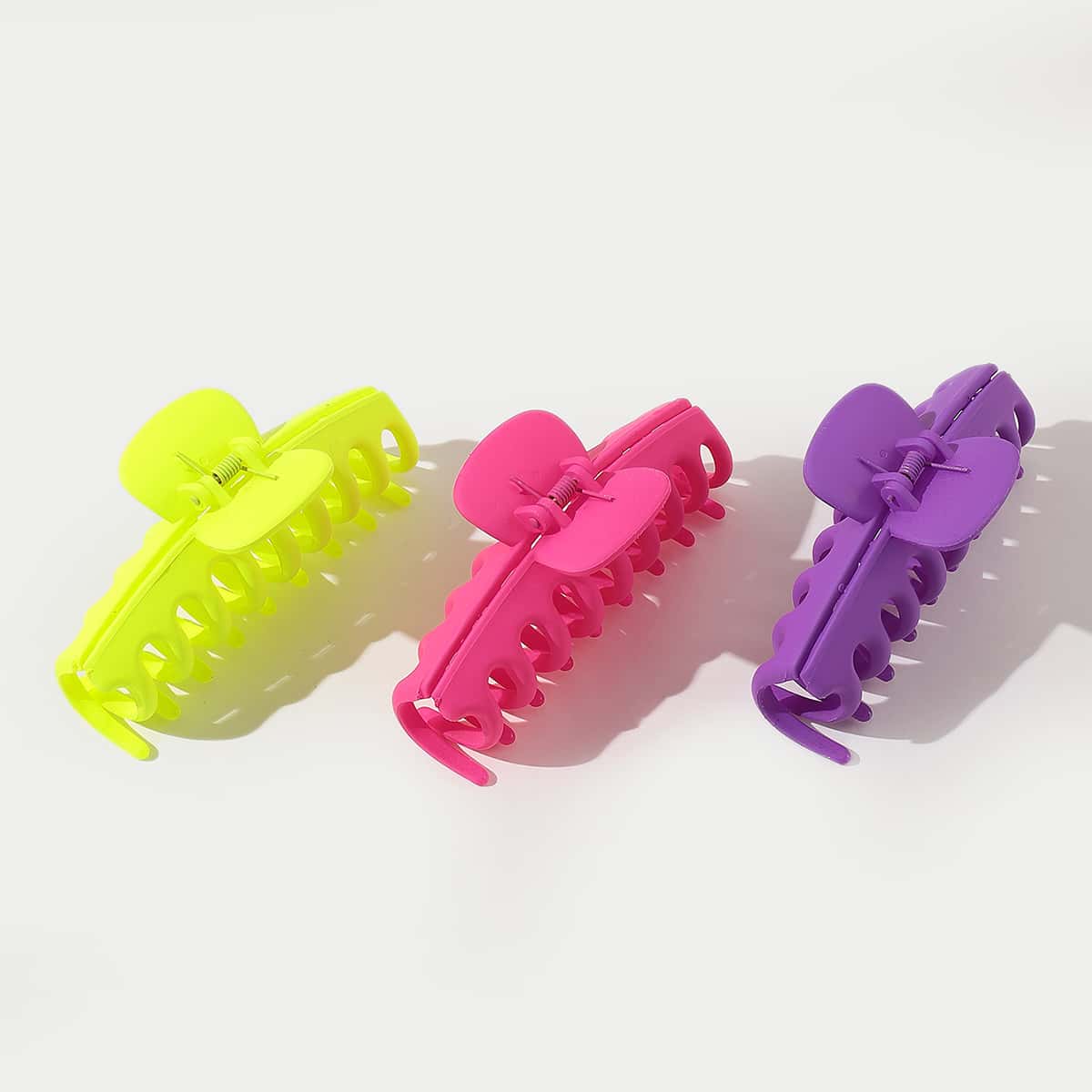 

3pcs Solid Hair Claw, Multicolor