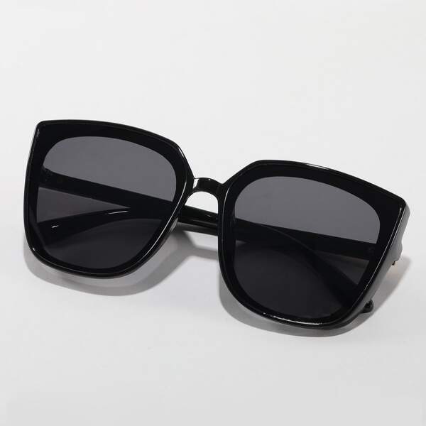 

Square Frame Sunglasses
