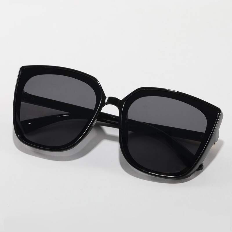 

Square Frame Sunglasses