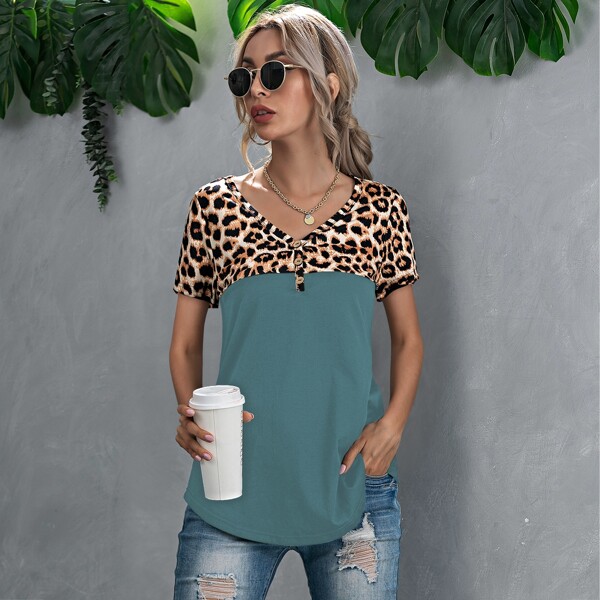 

Cheetah Panel Short Sleeve Tee, Cadet blue
