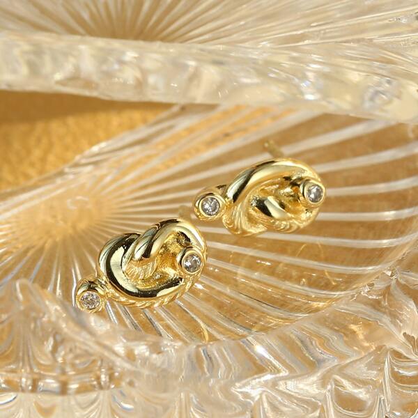 

Gold Plated Stud Earrings