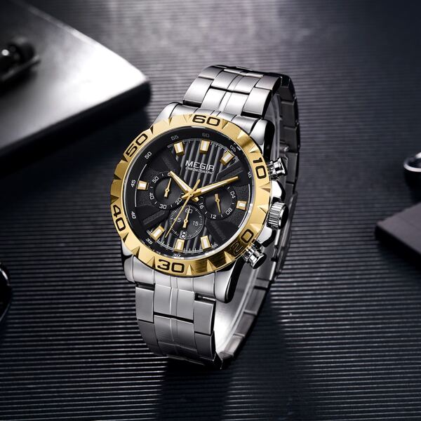 

Men Triple Dial Date Quartz Watch