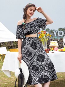 Top mit Patchwork & Paisley Muster und geschichtetem Saum & Rock