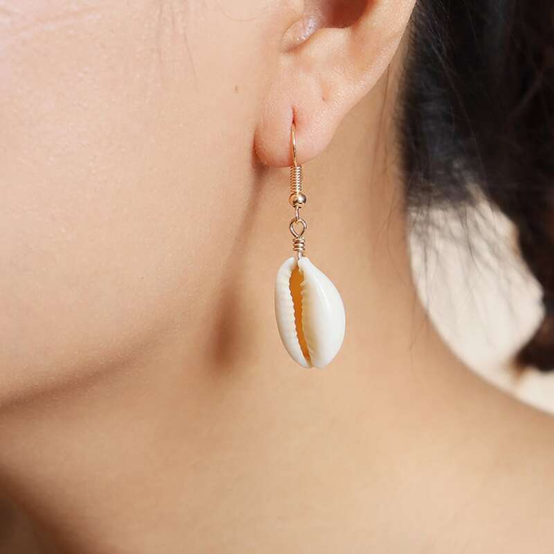 

Shell Drop Earrings, White