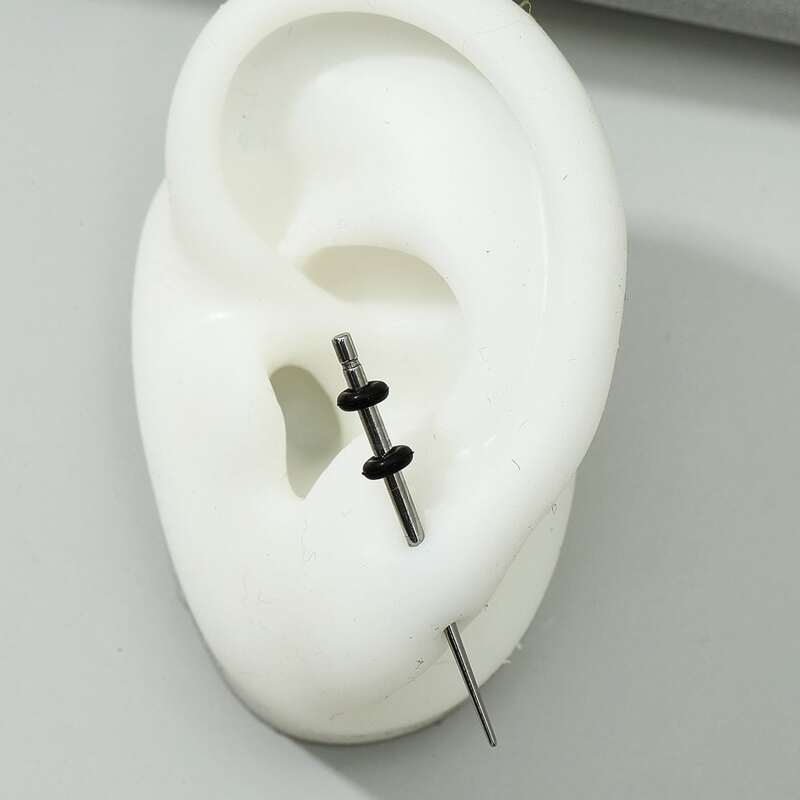 

2pcs Guys Stainless Steel Earring, Silver