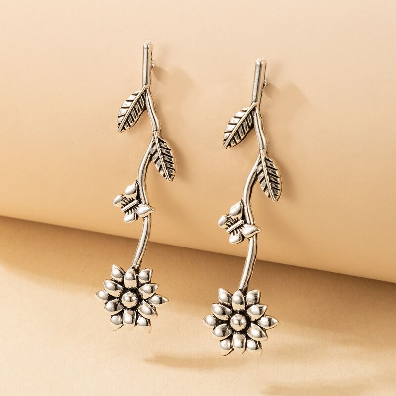 

Flower Drop Earrings, Silver
