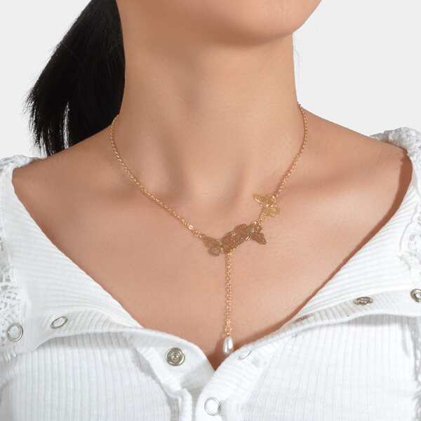 

Faux Pearl Pendant Necklace, Gold