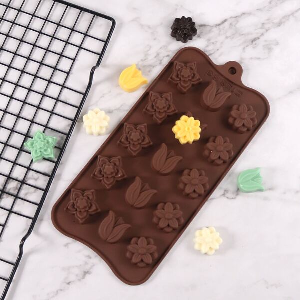 

1pc Flower Design Mold, Brown