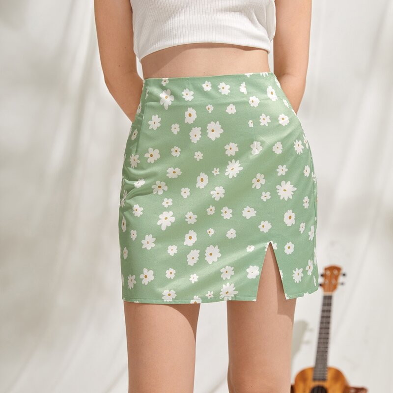 

Ditsy Floral Split Skirt, Green
