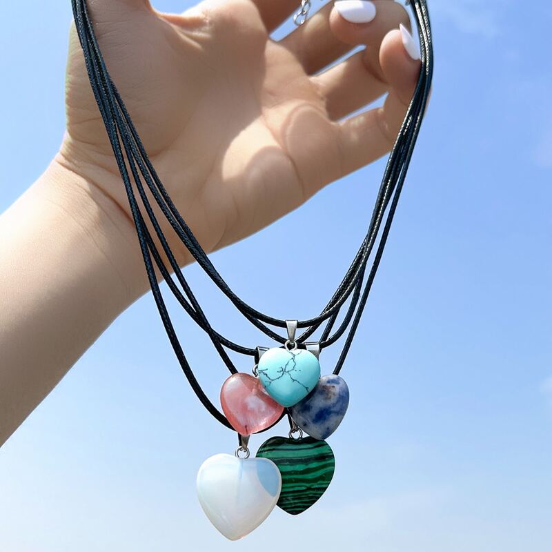 

5pcs Heart Pendant Necklace, Multicolor