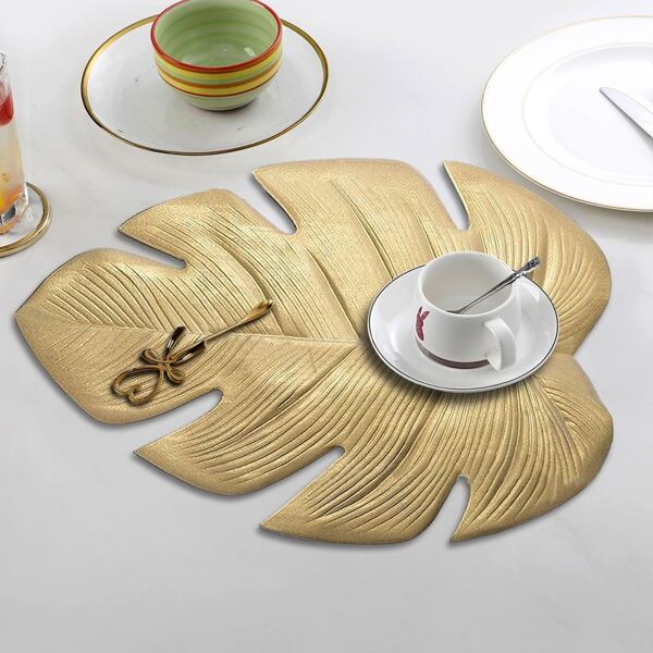 

Leaf Shaped Placemat, Gold