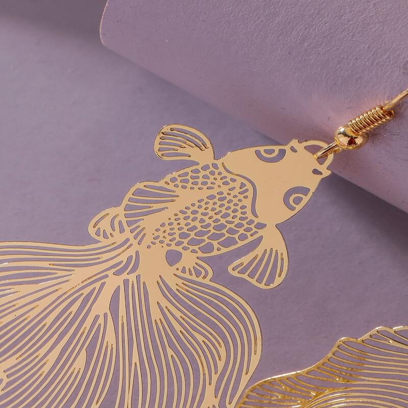 

Hollow Out Fish Drop Earrings, Gold