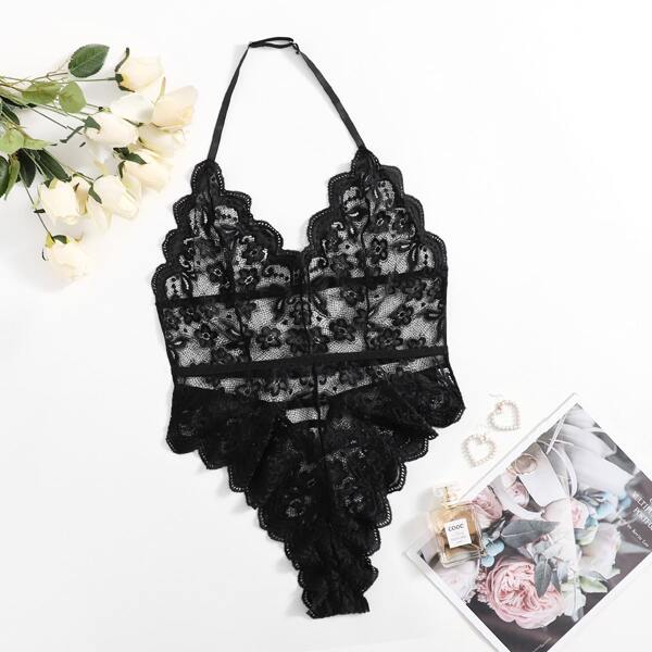 

Plus Floral Lace Scallop Trim Teddy Bodysuit, Black