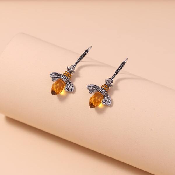 

Bee Decor Drop Earrings, Silver