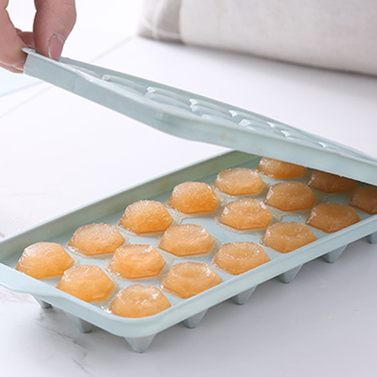 

1pc Random Ice Cube Mold, Multicolor