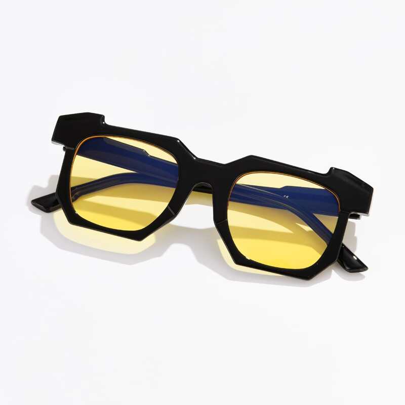 

Square Frame Sunglasses