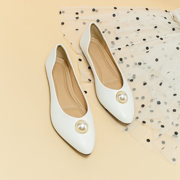 

Faux Pearl Decor Ballet Flats, White