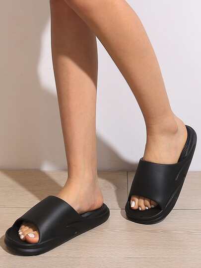 Минималистичные нескользящие шлепанцы - Пора на пляж!