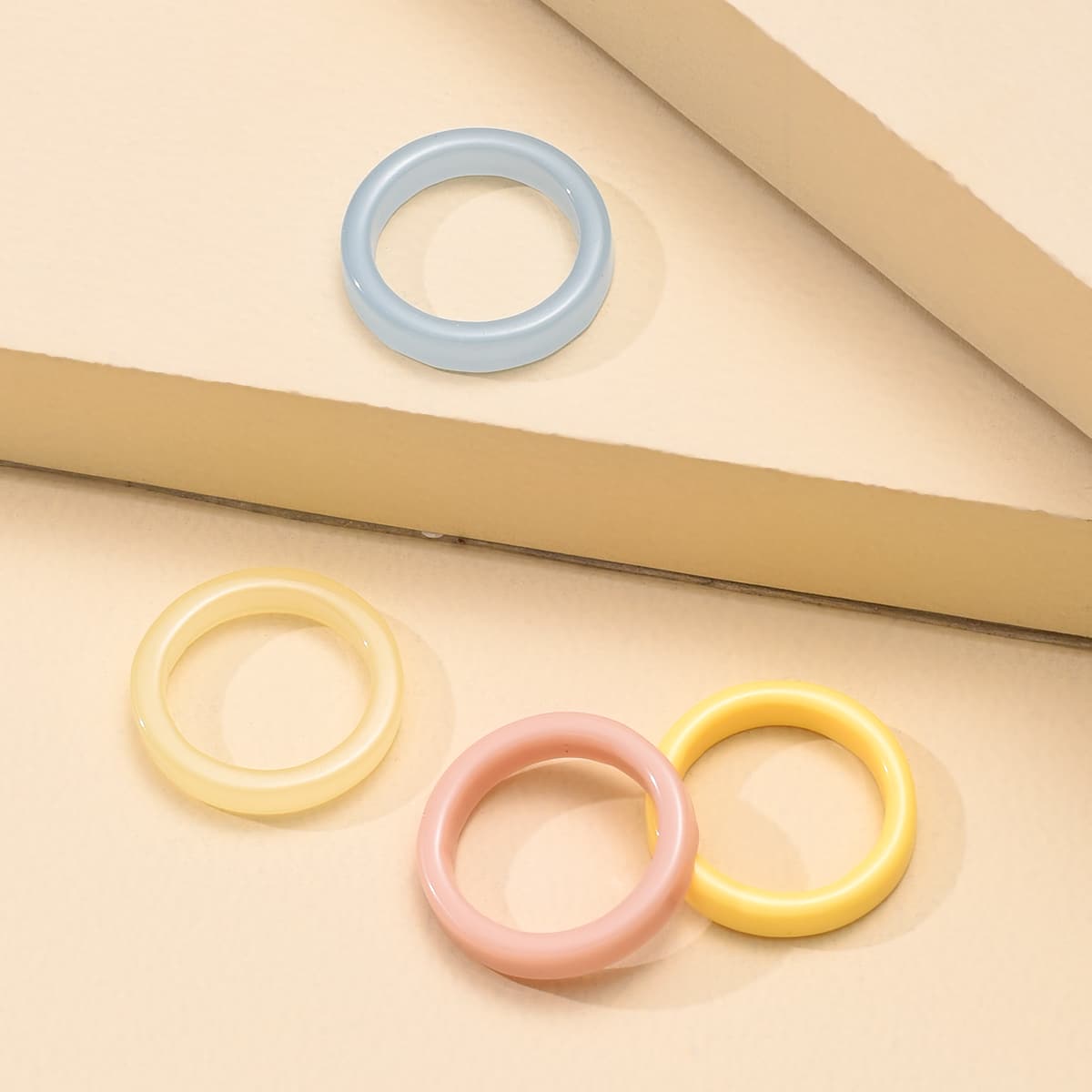 

4pcs Plain Resin Ring, Multicolor