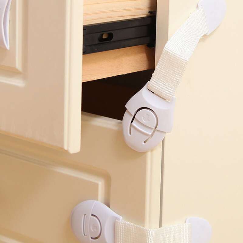 

2pcs Cabinet Lock, White