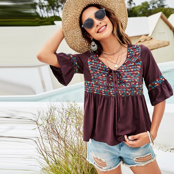 

Geo Embroidery Flounce Sleeve Top, Purple