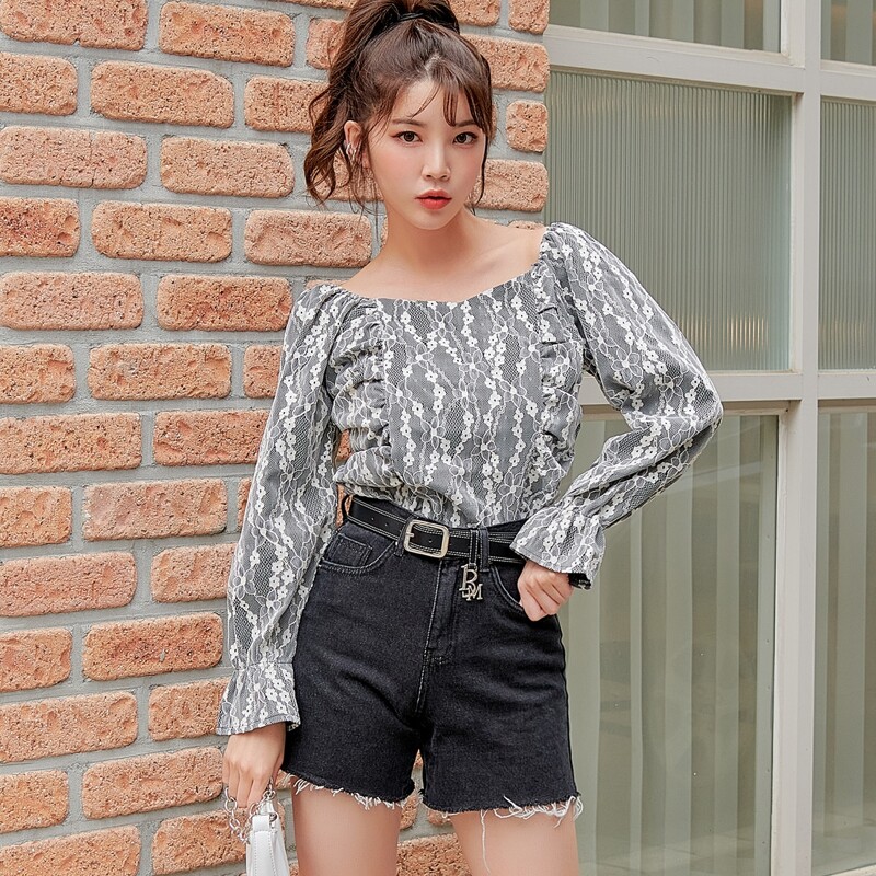 

Lace Insert Crop Blouse, Multicolor