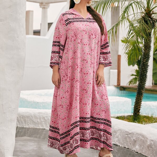 

Plus Ditsy Floral Hooded Dress, Multicolor