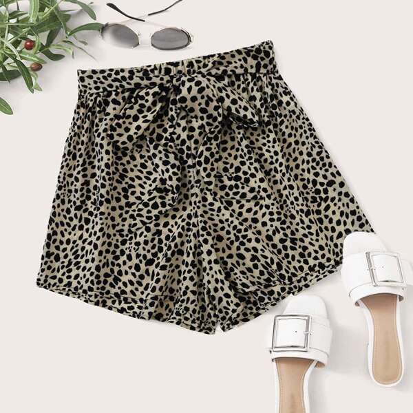 

Dalmatian Tie Front Shorts, Multicolor