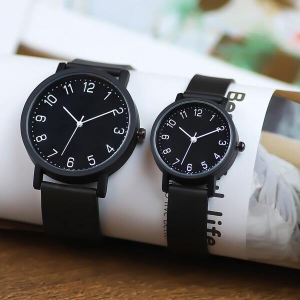 

2pcs Couple Round Pointer Quartz Watch
