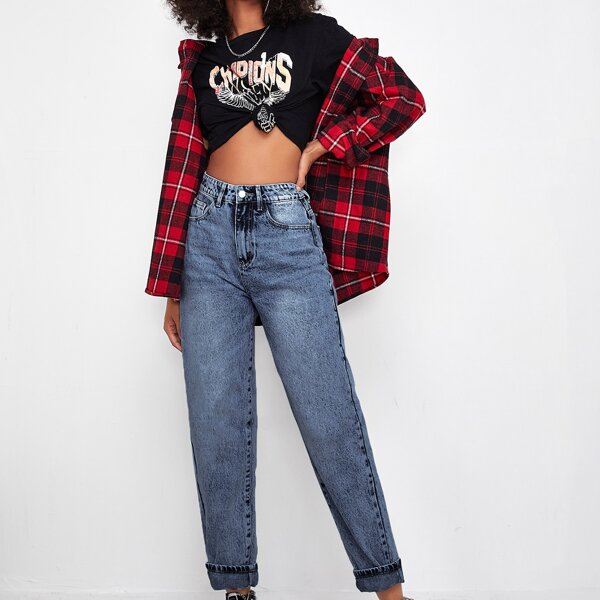 

Light Wash High Waist Mom Jeans, Medium wash