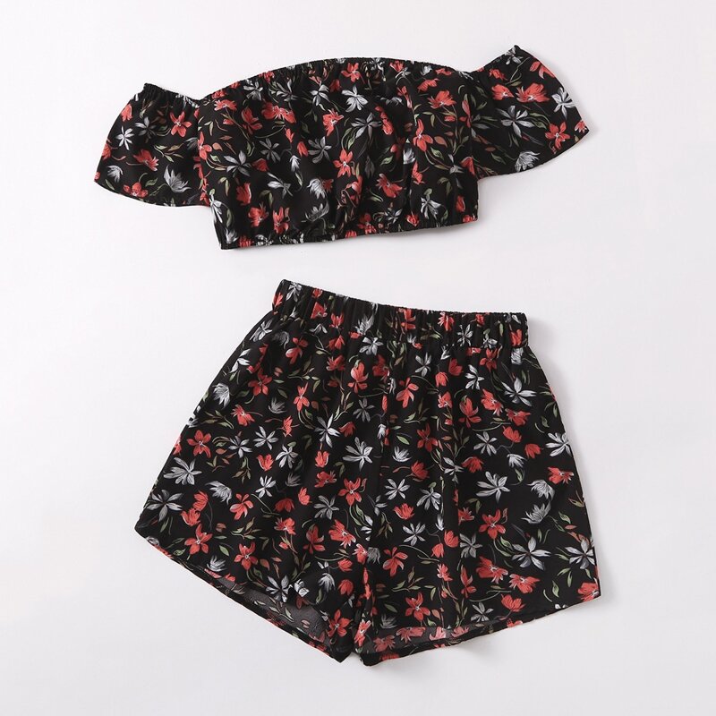 

Off The Shoulder Ditsy Floral Top & Shorts, Multicolor