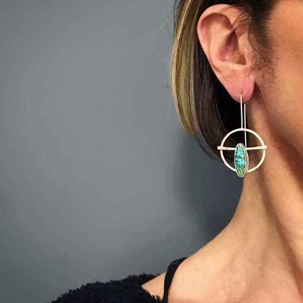 

Hollow Out Round Earrings, Green