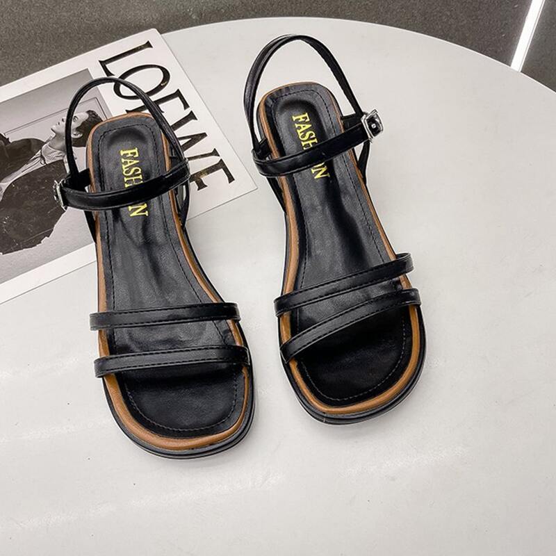 

Ankle Strap Chunky Heeled Sandals, Black