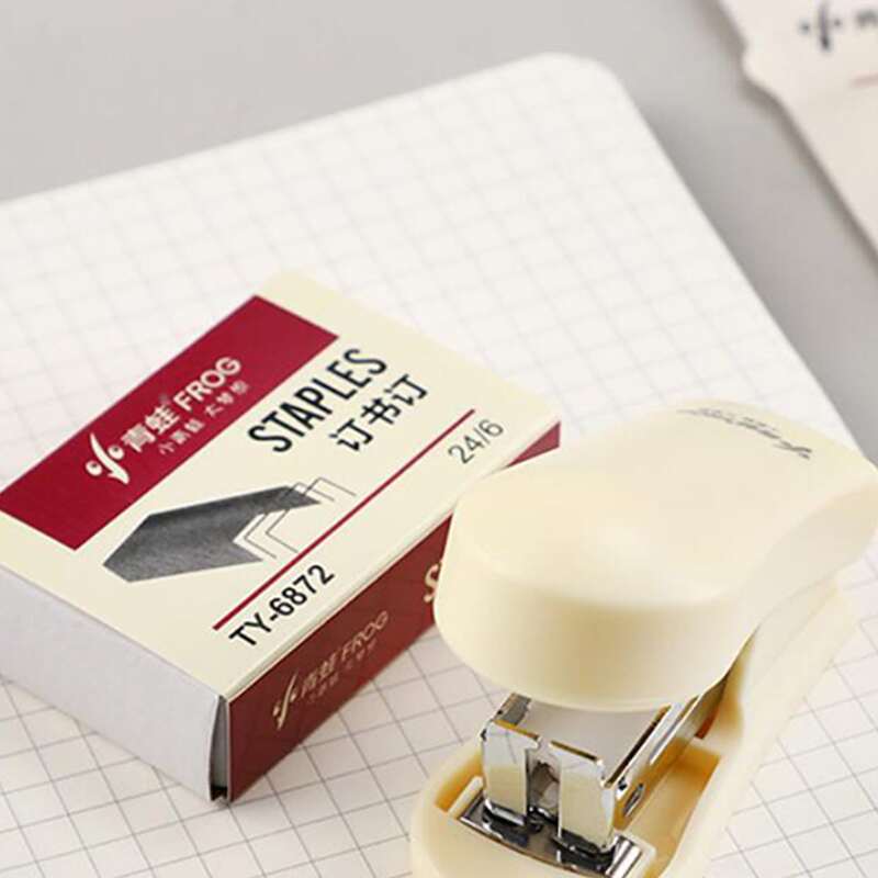 

1pc Stapler & 1box Staple Set, Multicolor