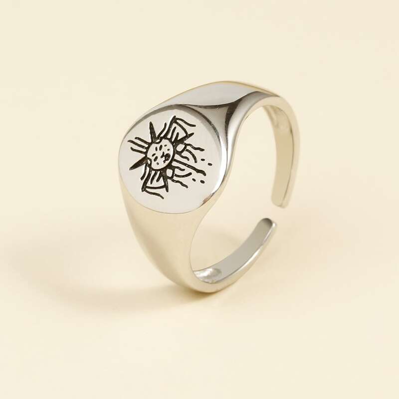 

Sun Design Ring, Silver