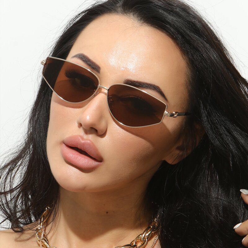

Metal Frame Sunglasses