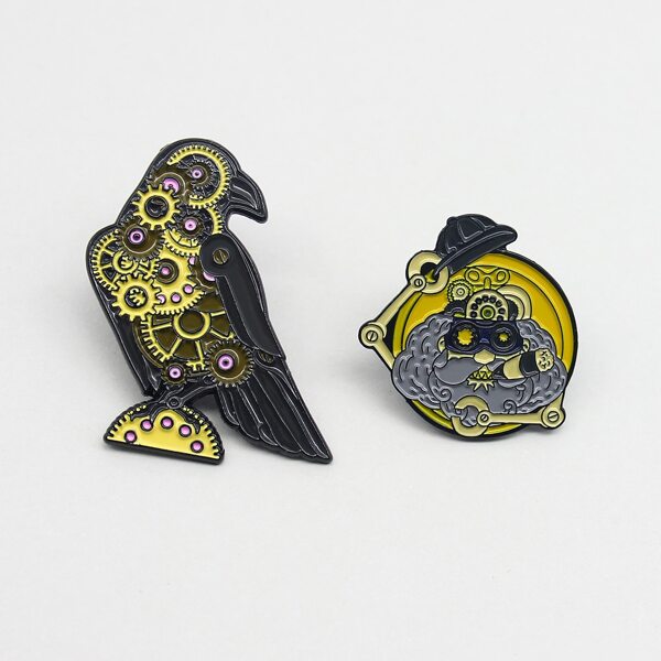 

2pcs Creative Brooch, Multicolor