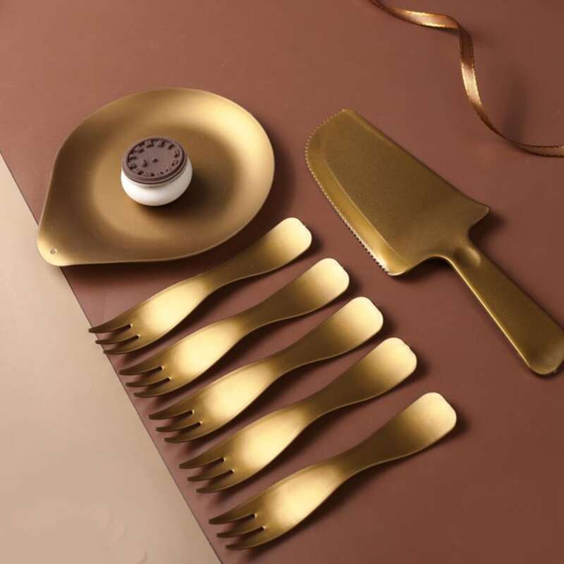 

11pcs Disposable Cake Cutlery Set, Gold