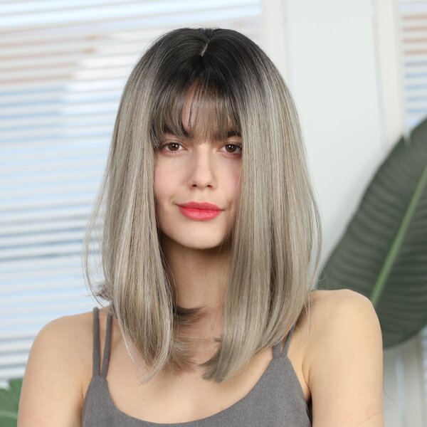 

Natural Short Wig With Bangs, Grey