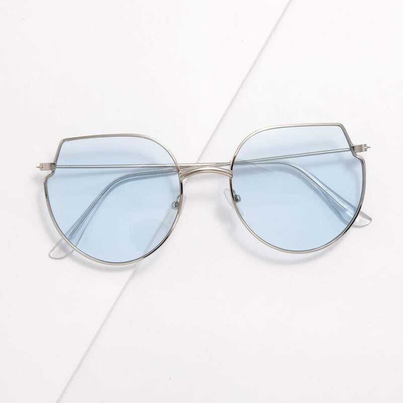 

Metal Frame Sunglasses