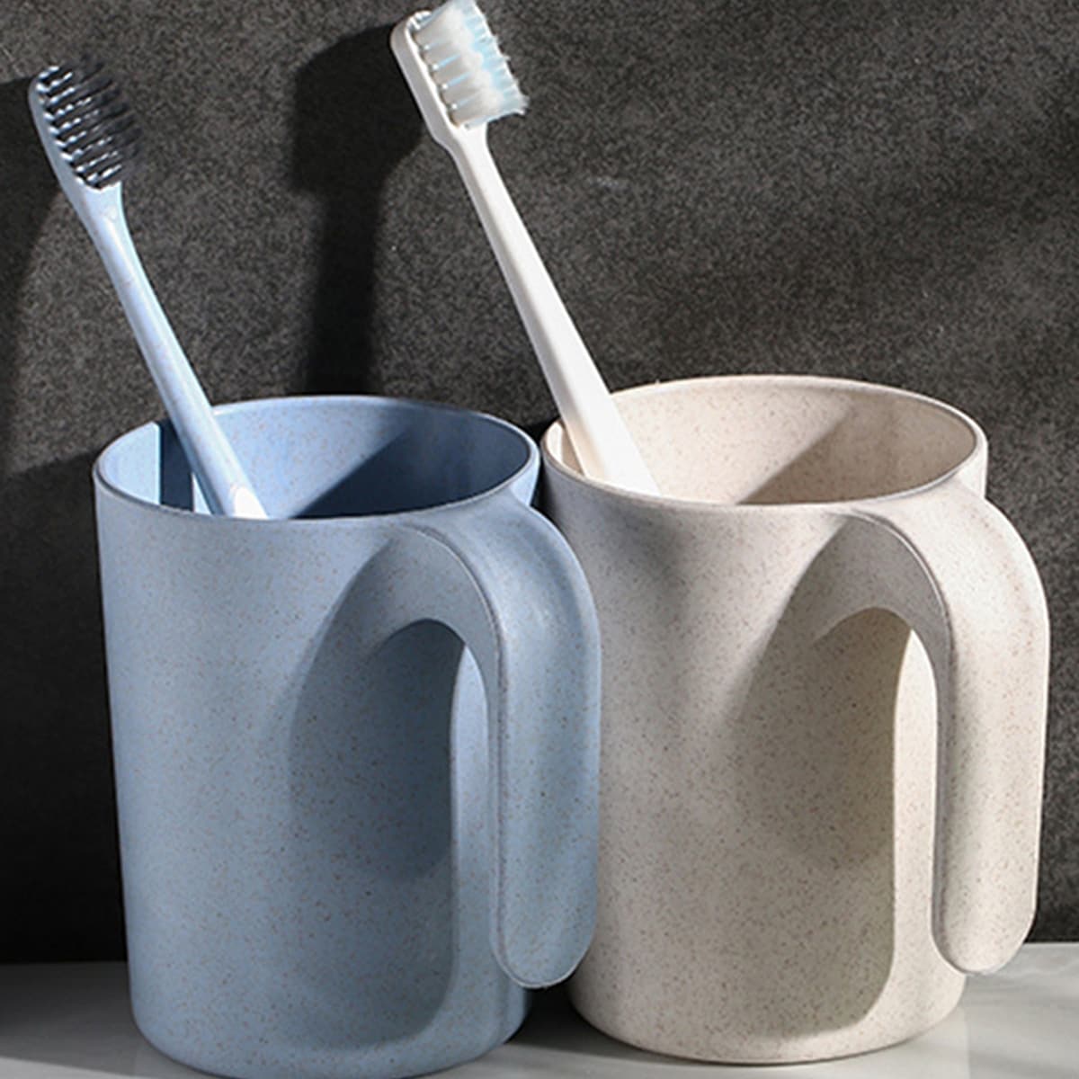 

1pc Solid Gargle Cup, Multicolor