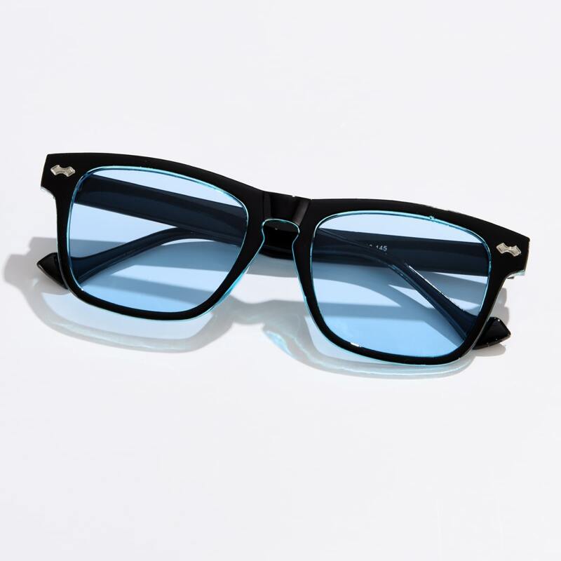 

Square Frame Sunglasses
