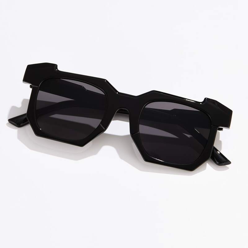 

Square Frame Sunglasses