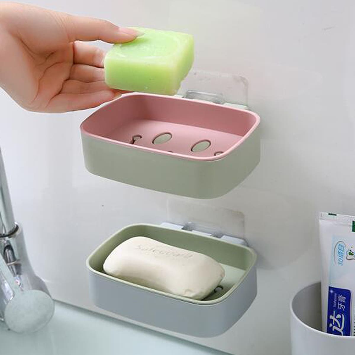 

1pc Wall Mounted Soap Holder, Multicolor