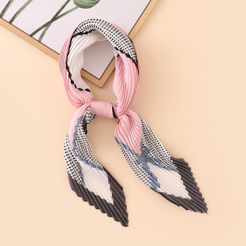 

Argyle Pleated Bandana, Multicolor