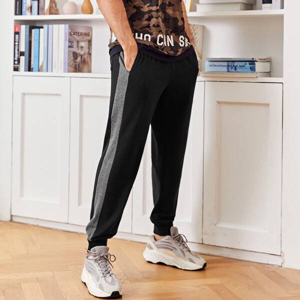 

Men Patched Detail Contrast Sideseam Sweatpants, Black